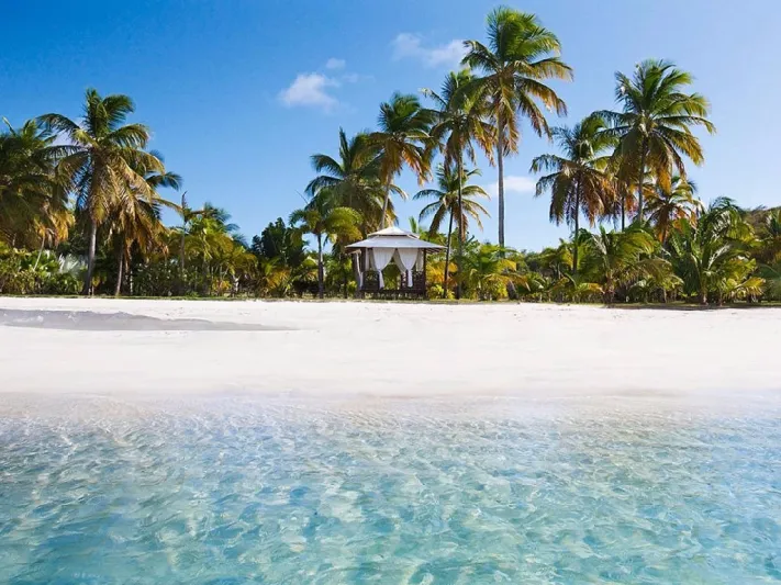 بالصور  أجمل 5 جزر فخمة معروضة للإيجار 