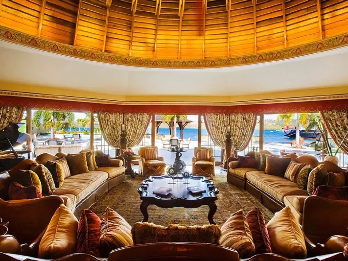 بالصور  أجمل 5 جزر فخمة معروضة للإيجار 