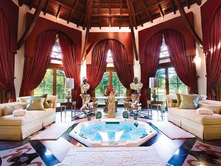 بالصور  أجمل 5 جزر فخمة معروضة للإيجار 