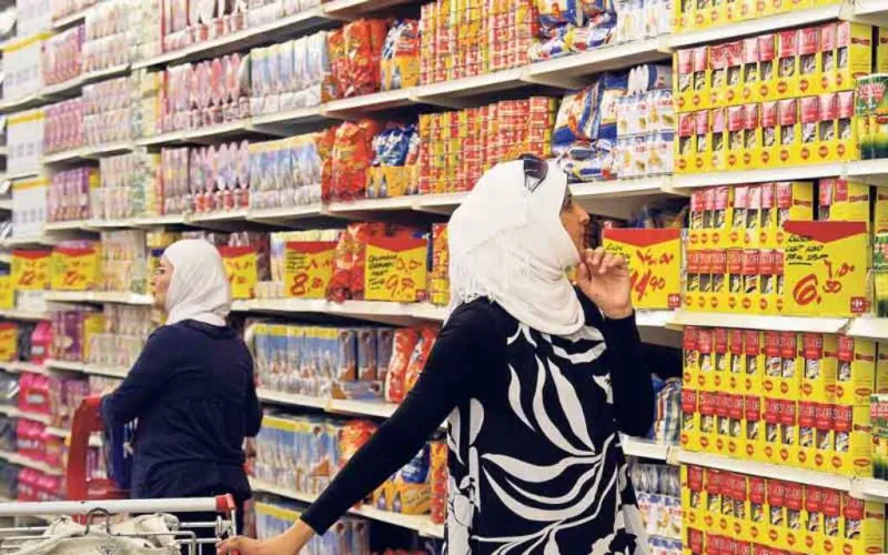 ما سبب اختلاف أسعار السلع بين المتاجر في دبي؟