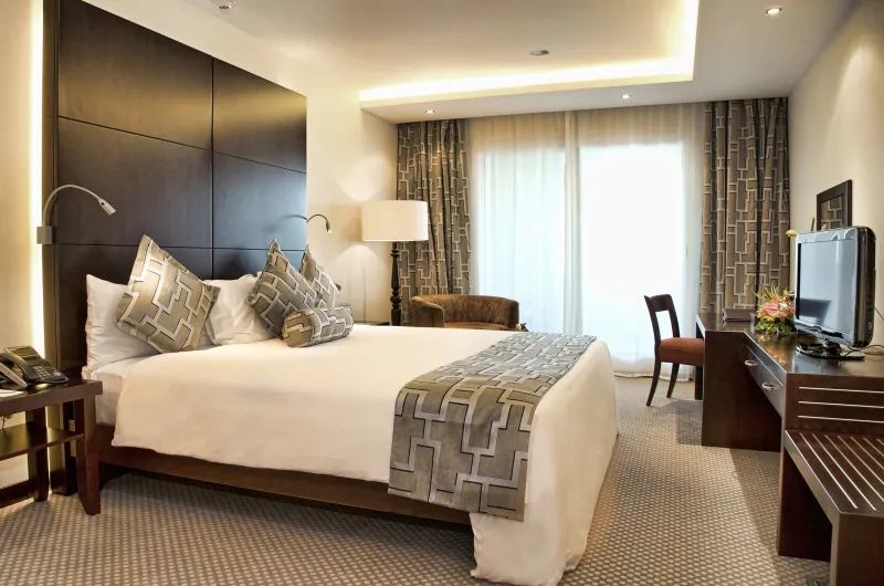 ما هي أكثر الأشياء تلوثاً في غرف الفنادق؟