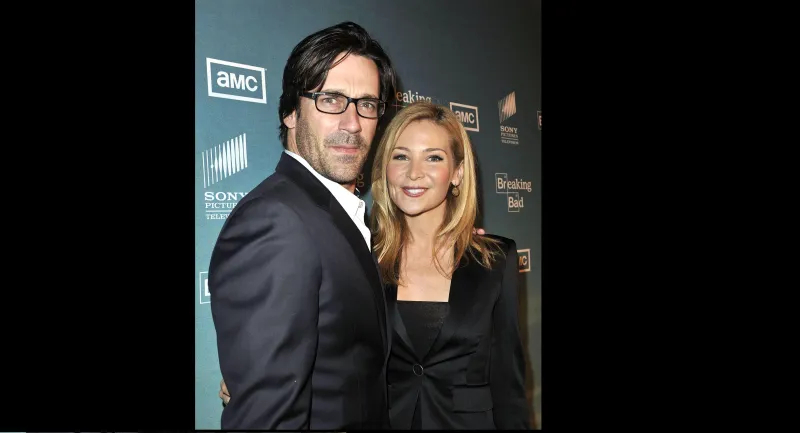 بالصور: جون هام ينفصل عن صديقته بعد 18 عاماً!