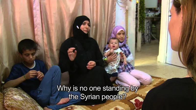 انجلينا جولي: أزمة السوريين لا تحل بالتبرعات وبفتح الحدود