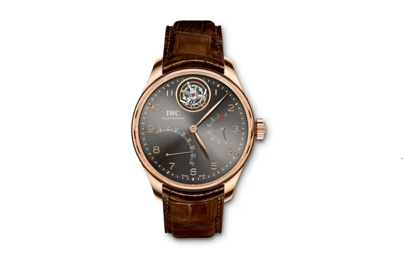 10 ساعات ..  الفخامة في التعقيد 