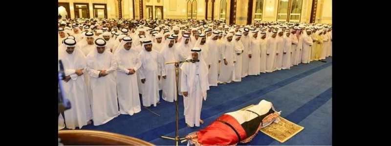 بالصور: تشييع جثمان الشيخ راشد بن محمد أل مكتوم 