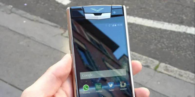 هاتف فاخر بـ 21 ألف دولار!