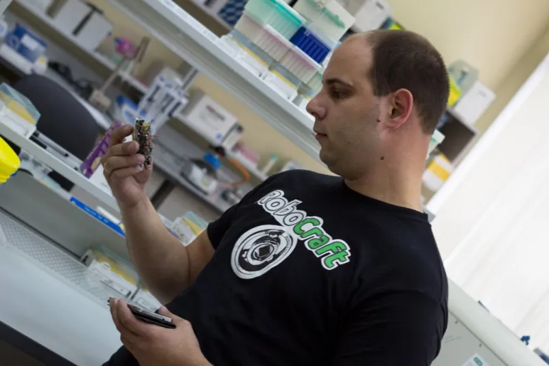 بالصور: صرصور روبوتي روسي ... بمميزات لا تخطر على بال!