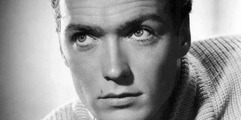 كلينت إيستوود لـ "الرجل" : لماذا يتقاعدون في الستين ؟!