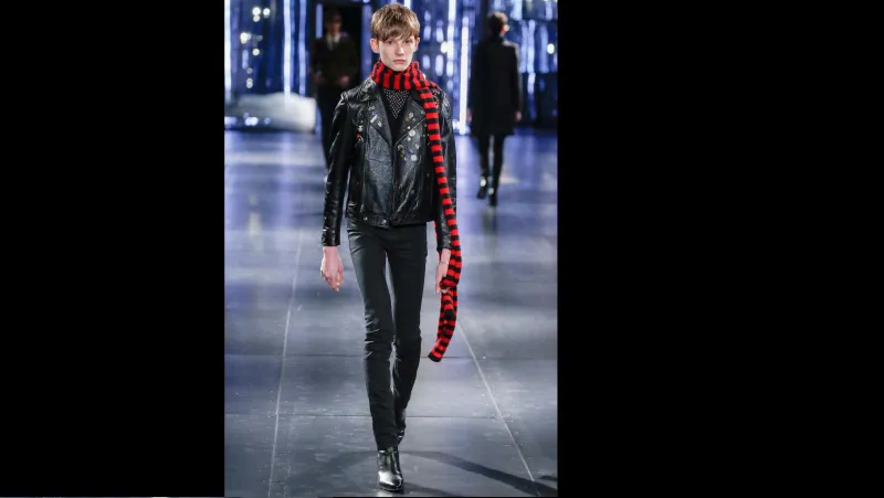 أتبحث عن حذاء انيق وسهل التنسيق؟ تعرف الى تصميم "تشيلسي"