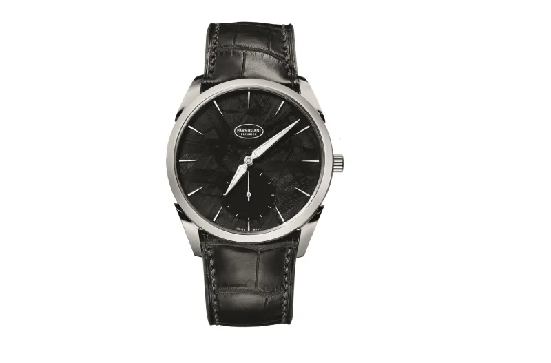 6 ساعات بجلود سوداء لأناقة كلاسيكية