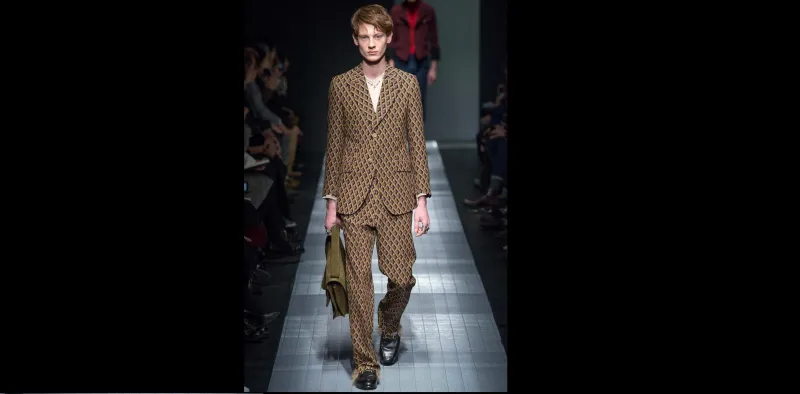 بالصور تعرف الى أبرز الصيحات في مجال النقوش لخريف 2015