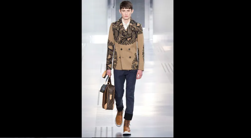 الدنيم: ما سرّه ؟ وهل يصبح مرادفاً للاناقة الرسمية؟