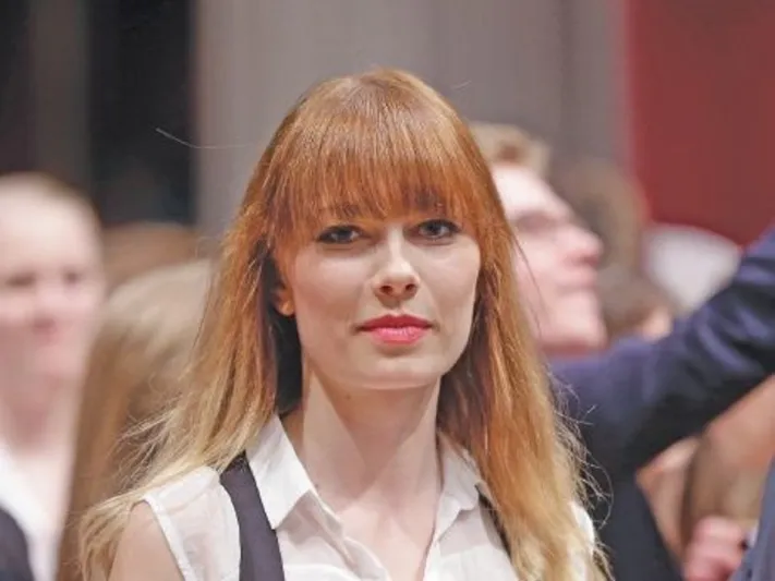 وفاة ملكة جمال سقطت من أعلى الجبل