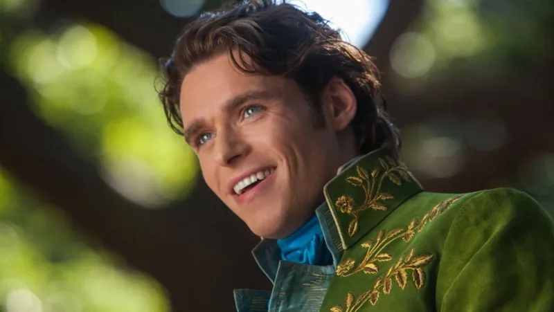 ريتشارد مايدن... لكل مزاج تسريحة 