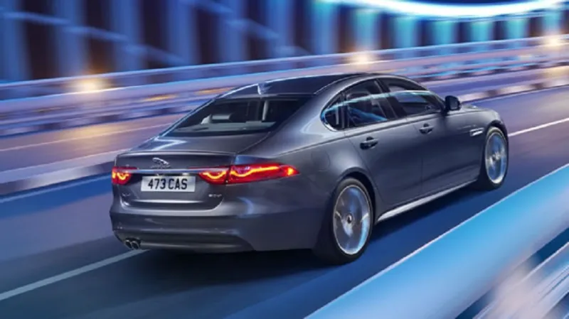 بالصور..الكشف عن سيارة جاكوار XF الجديدة في الإمارات