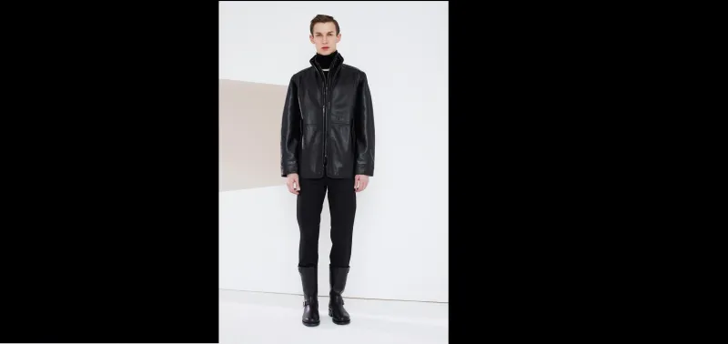 الجلود... حان الوقت لتمنحها فرصة الدخول الى خزانتك