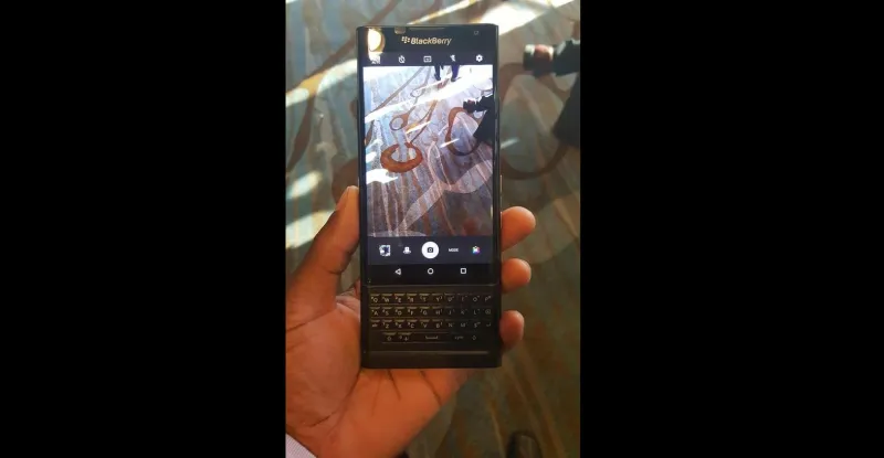 Priv أول هاتف من بلاكبيري يعمل بنظام الأندرويد يصل للأسواق 