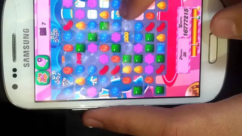 هل تسببت “كاندي كراش” في تحطم الطائرة الروسية؟