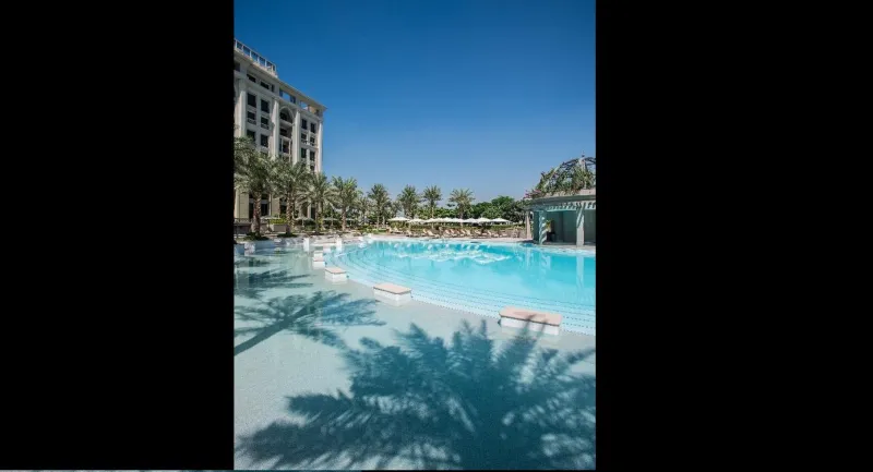 بالصور.. "بلازو فرساتشي دبي" الفخامة الاسطورية