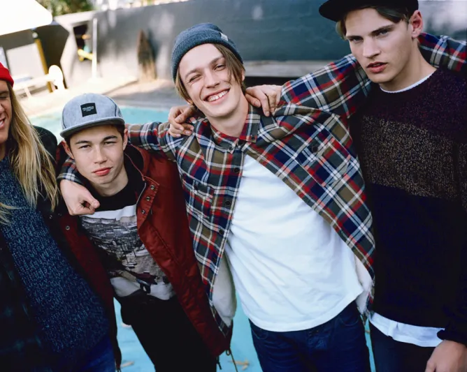 Pull & Bear Pacific  يحتفل بموضة الشوارع... لراحة أكبر