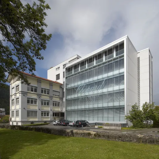 شوبارد تعرض ساعات L.U.C الفريدة في دبي