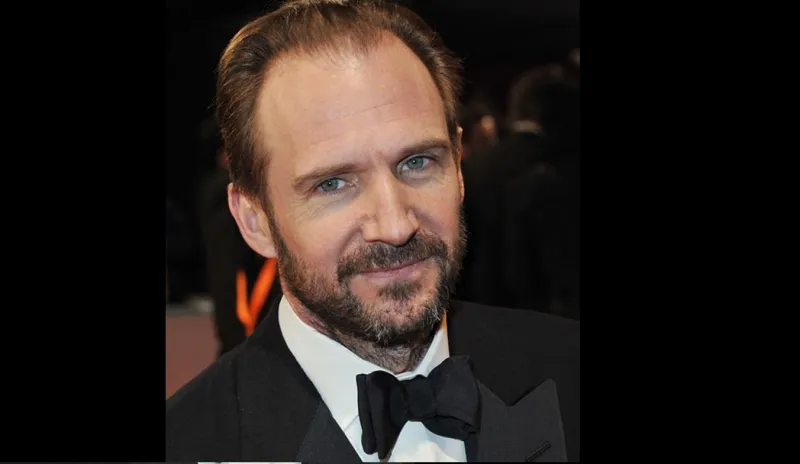 بالصور..نجوم بلغوا الخمسين... وجاذبيتهم لا تأفل 