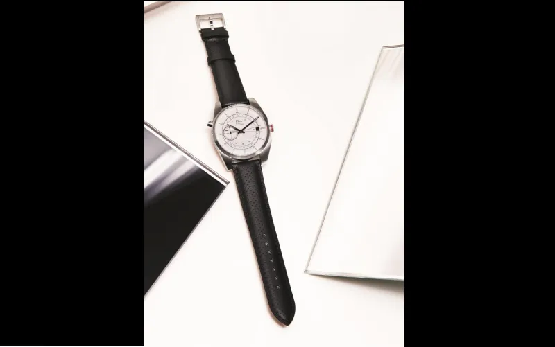 6 ساعات تجسد أناقة المونوكروم