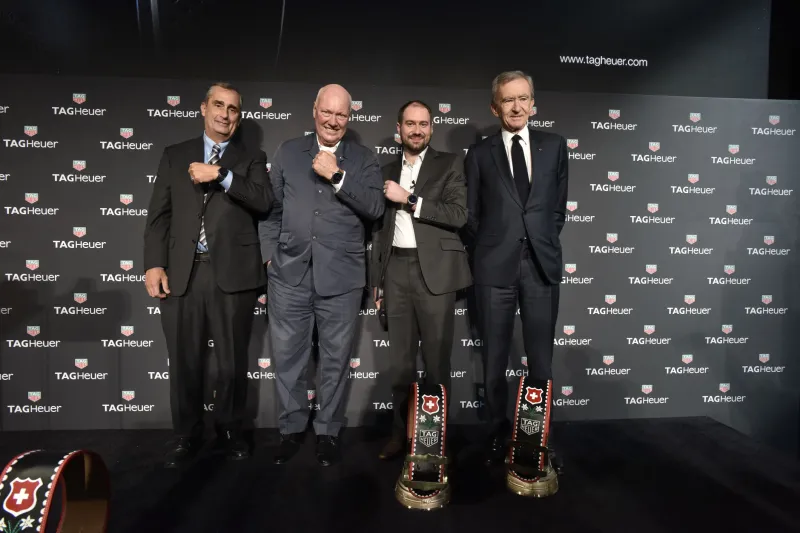 “TAG Heuer Connected” أول ساعة فاخرة بتقنيات Intel 