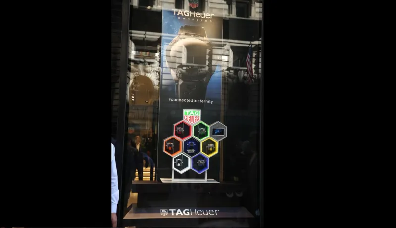 “TAG Heuer Connected” أول ساعة فاخرة بتقنيات Intel 