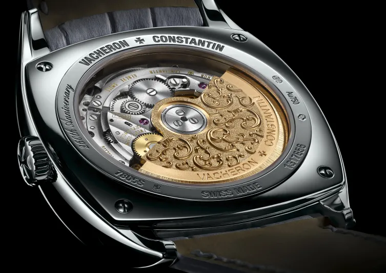 فاشرون كونستانتين تتألق في معرض الجواهر العربية 2015 في البحرين