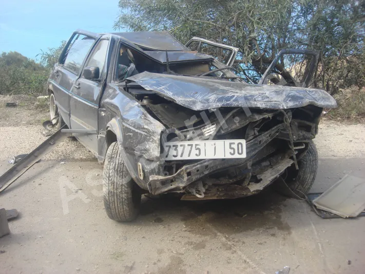 نجاة سبعيني سعودي سقطت سيارته من قمة جبل