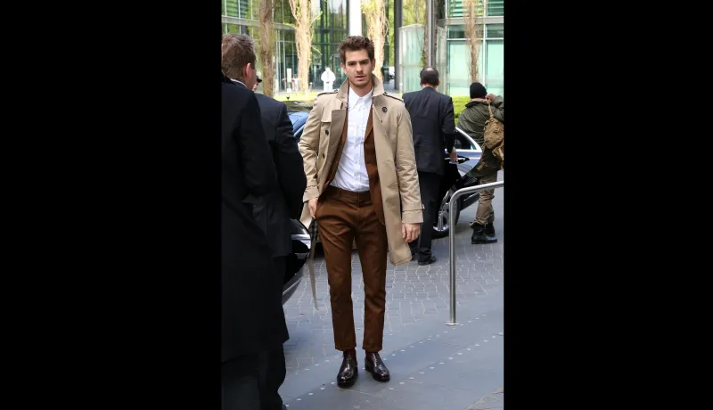 الـ"Trenchcoat" القطعة المشتركة في خزانة المشاهير