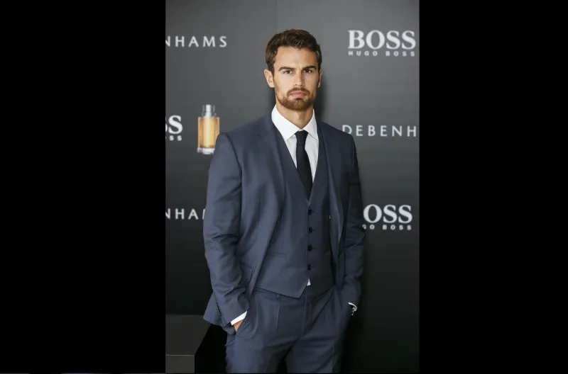 أيقظ حواسك مع عطر شذى بوس BOSS THE SCENT