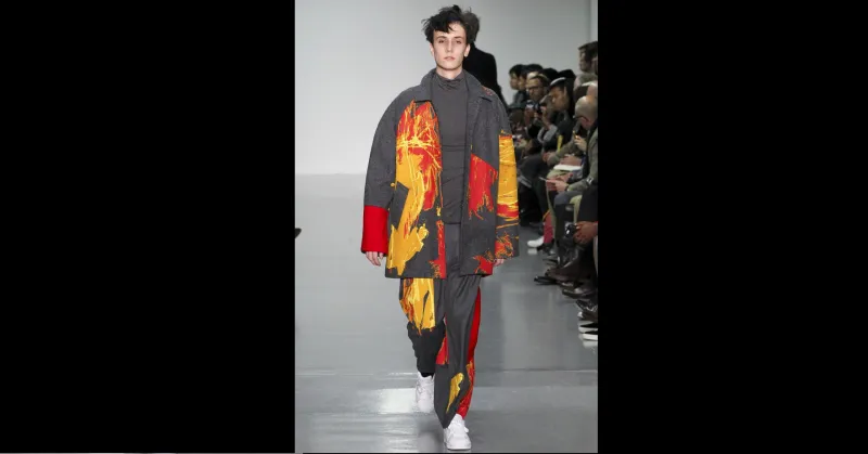 بالصور... أسوأ 9 تصاميم اعتلت المنصات العالمية