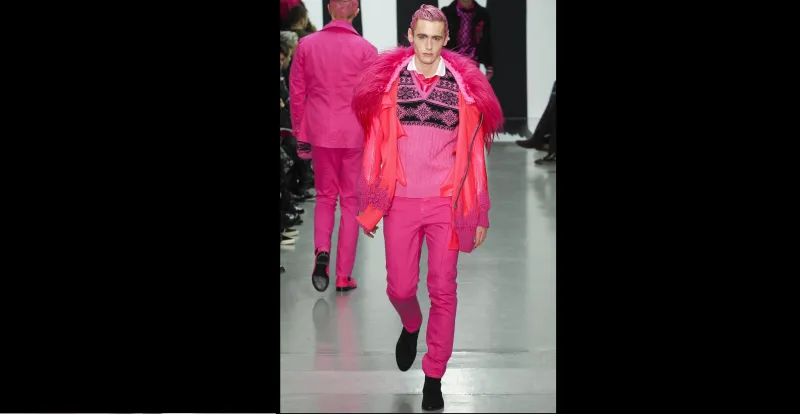 بالصور... أسوأ 9 تصاميم اعتلت المنصات العالمية