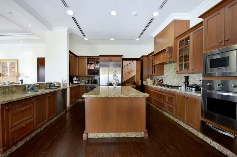 بالصور..فيلا فاخرة في دبي بسعر 54 مليون درهم