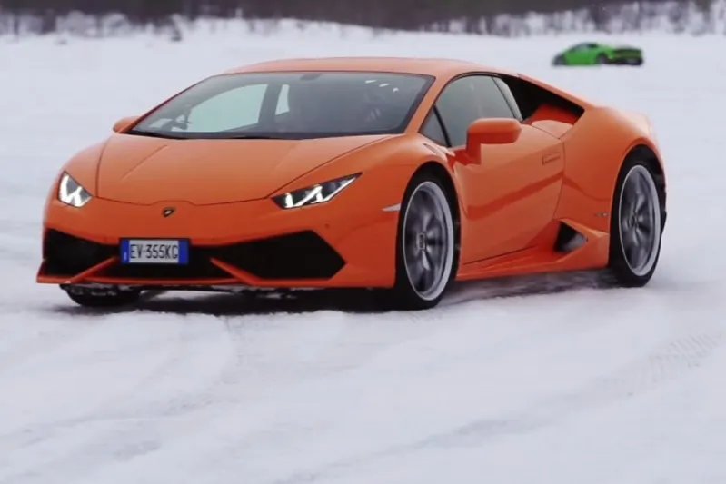 بالصور.. السيارات الأكثر شهرة على الفيسبوك 