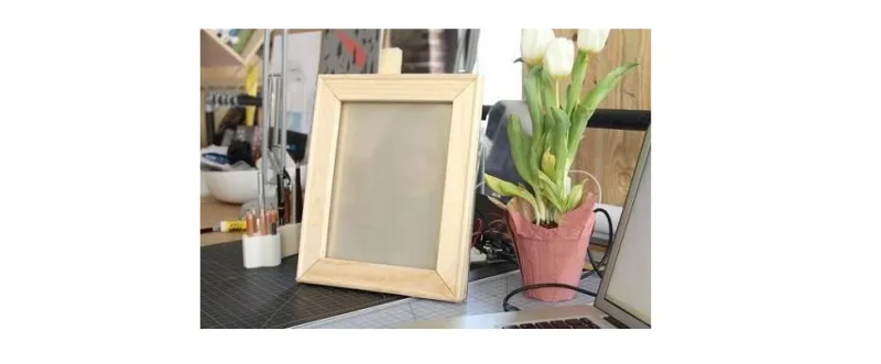 مرآة لا تظهر صورتك إلا إذا ابتسمت 