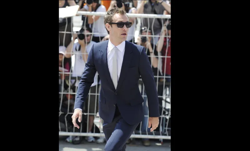 بالصور..استلهم اناقتك من خزانة جود لوو!