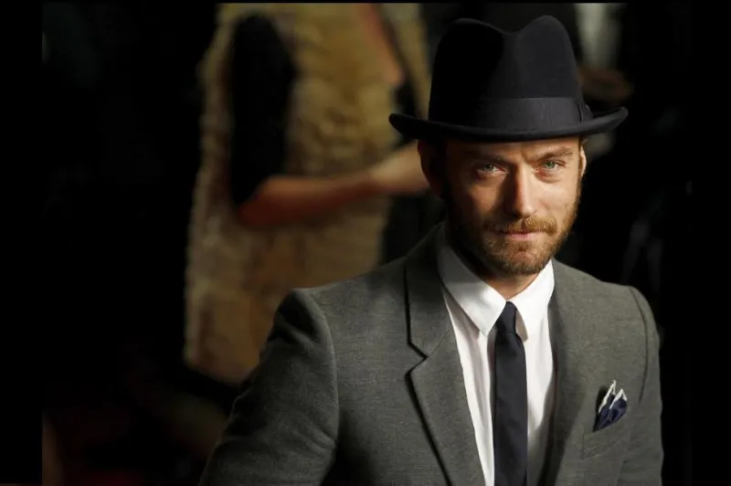 بالصور..استلهم اناقتك من خزانة جود لوو!