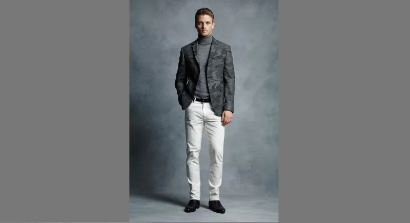 كيف ترتدي السروال الابيض بأناقة؟