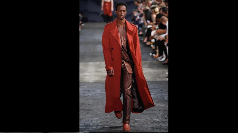 أناقتك... فلتصدح بالاحمر هذا الربيع!