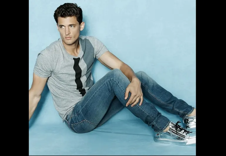 لائحة التسوق المقبلة كما يمليها عارض الازياء!