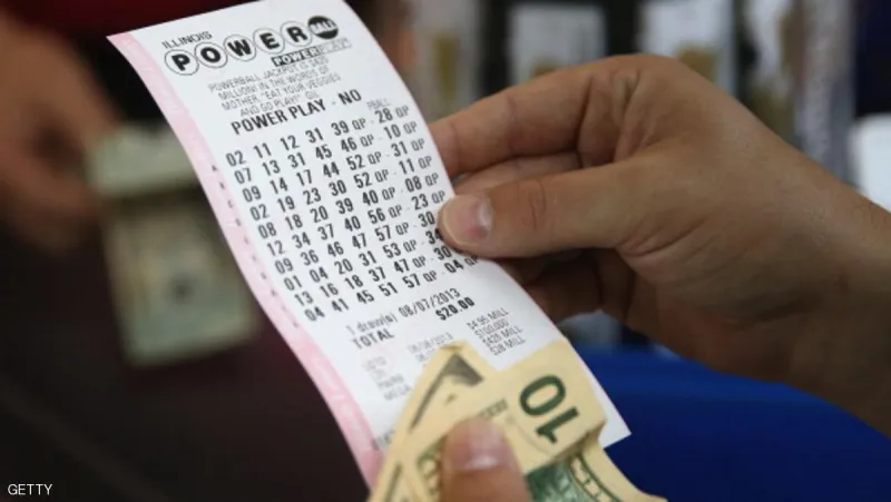 خشي غضب زوجته.. فربح 528 مليون دولار