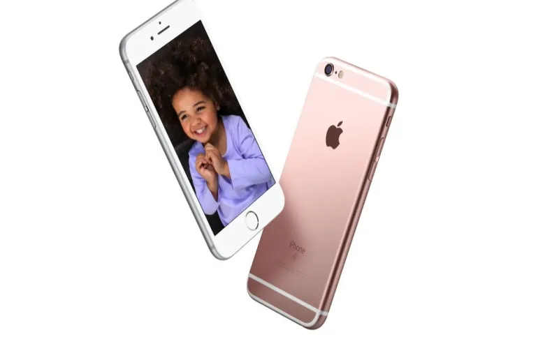 من يتفوق بالميزات؟ آيفون 6 إس أم غالاكسي إس 6 إدج