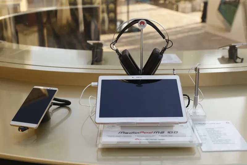 هواوي تطلق هاتف Mate 8 و الجهاز اللوحي M2 في منطقة الشرق الأوسط