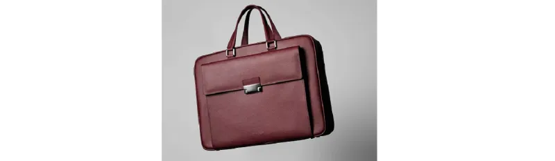 حقائب الرجال تزاحم حقائب النساء... أحدث 5 تصاميم للحقيبة الرجالية