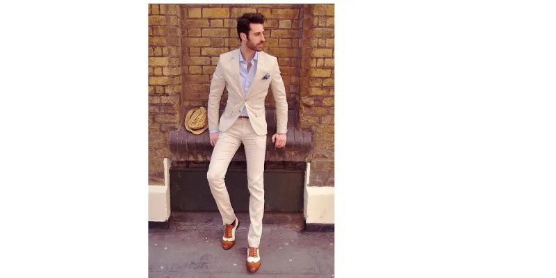 عانق الصيف ببذلات زاهية