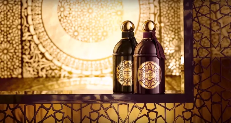 "آمبر إيتارنال" AMBRE ÉTERNEL ، عطرٌ مشبّع بأسرار الشرق