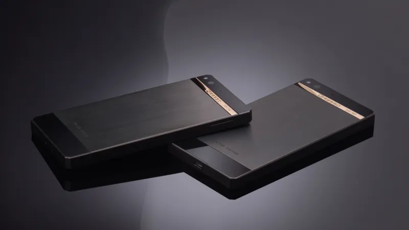  خمسة من أفخر الهواتف الذكية التي تحلم بشرائها 